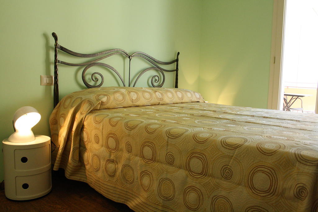 Il Principe B&B Алі-Терме Номер фото